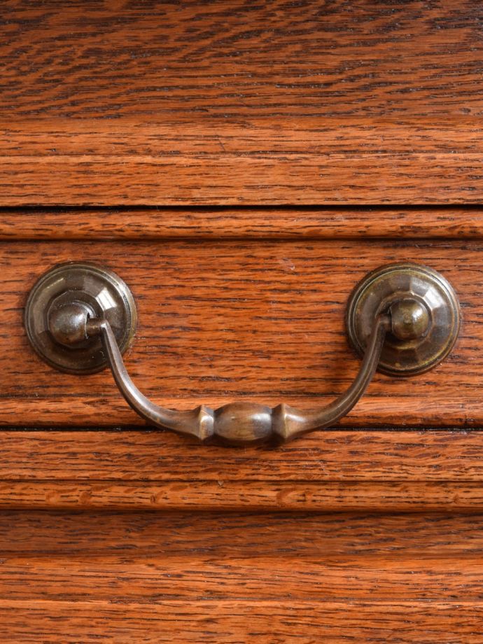 アンティークチェストの取っ手