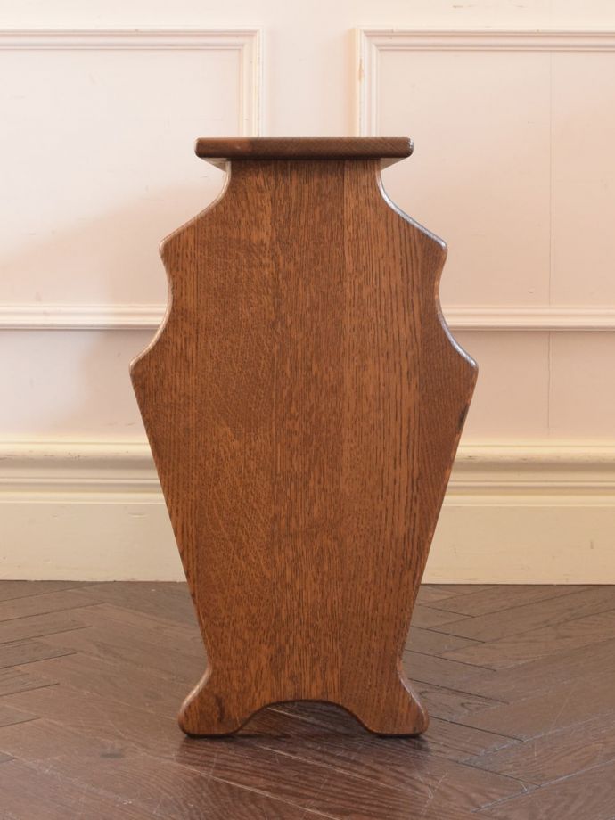 マガジンラックの側面