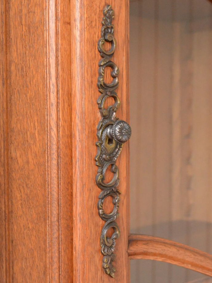 アンティーク家具の取っ手