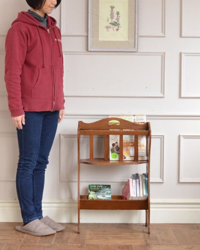 アンティークのおしゃれな本棚