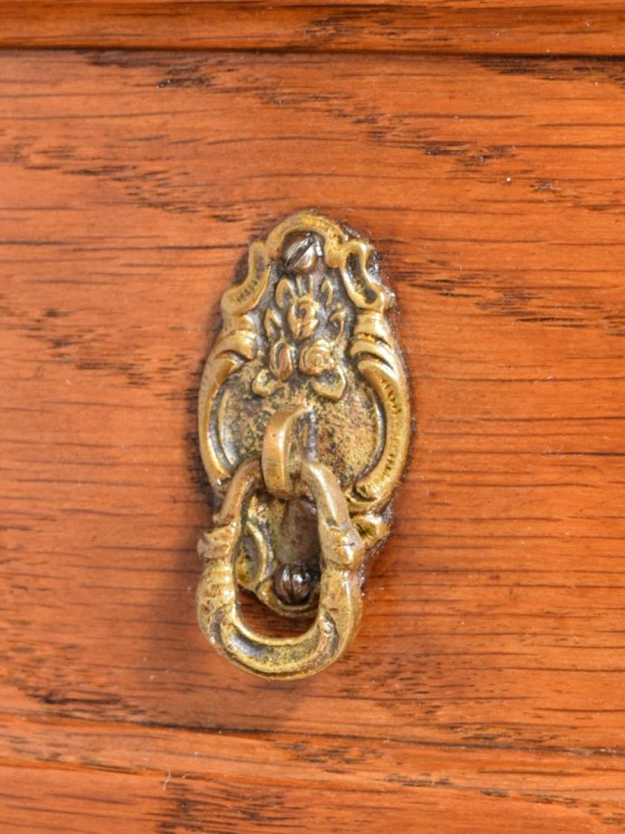 アンティークデスクの取っ手