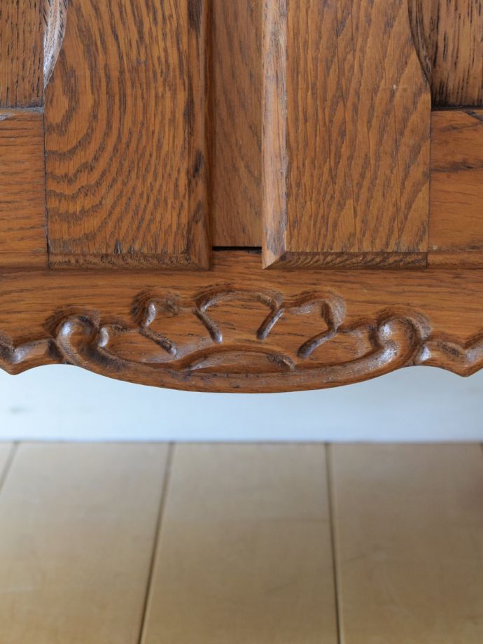 アンティークらしい彫