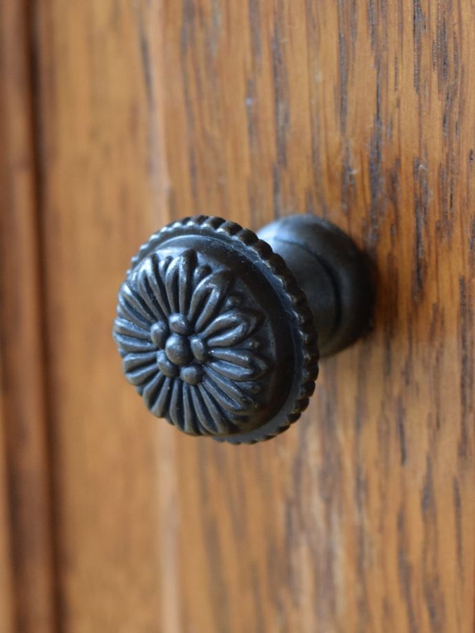 アンティーク家具の取っ手