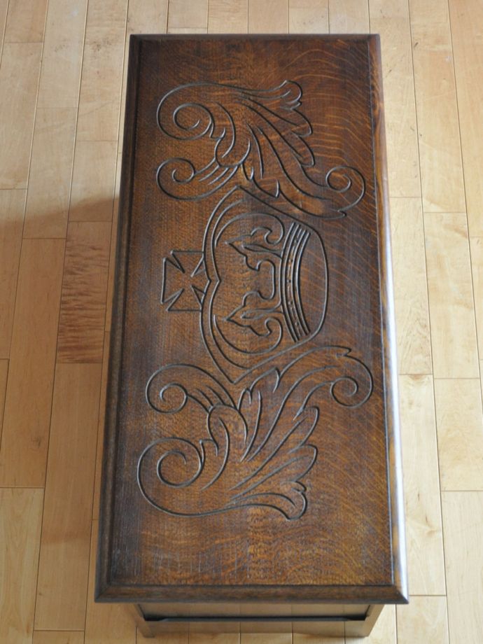 ブランケットボックスの天板