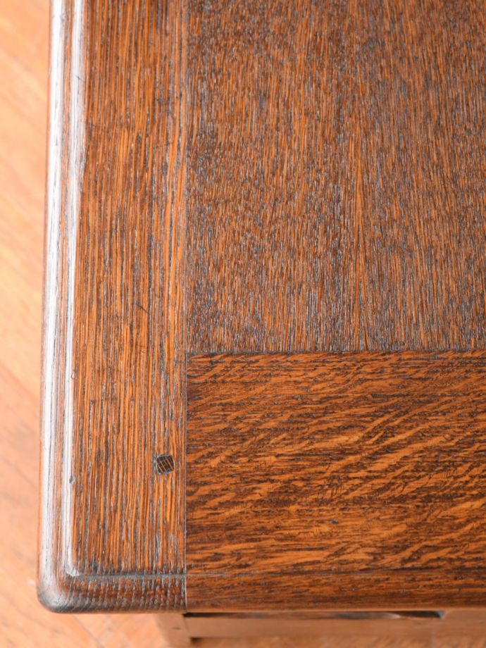 ブランケットボックスの天板