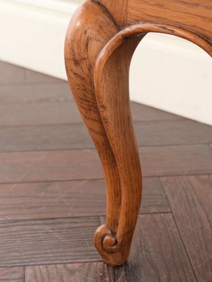 アンティーク家具の脚