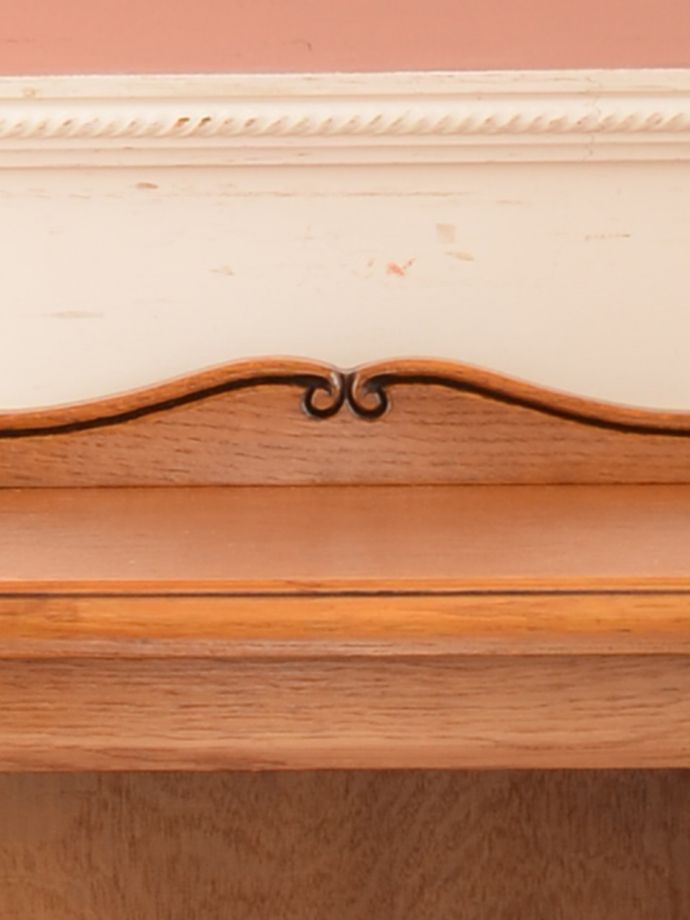 サイドキャビネットの装飾