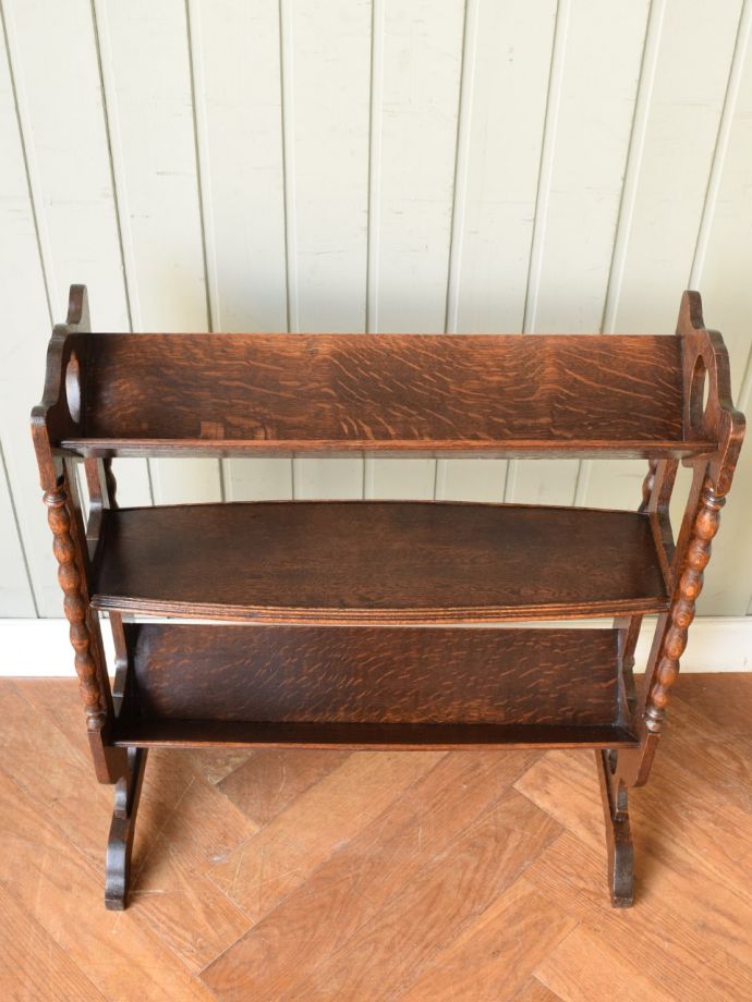 マガジンラックの天板