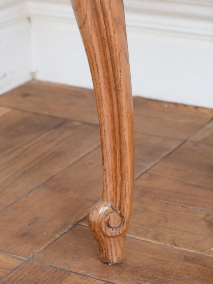 アンティーク家具の脚