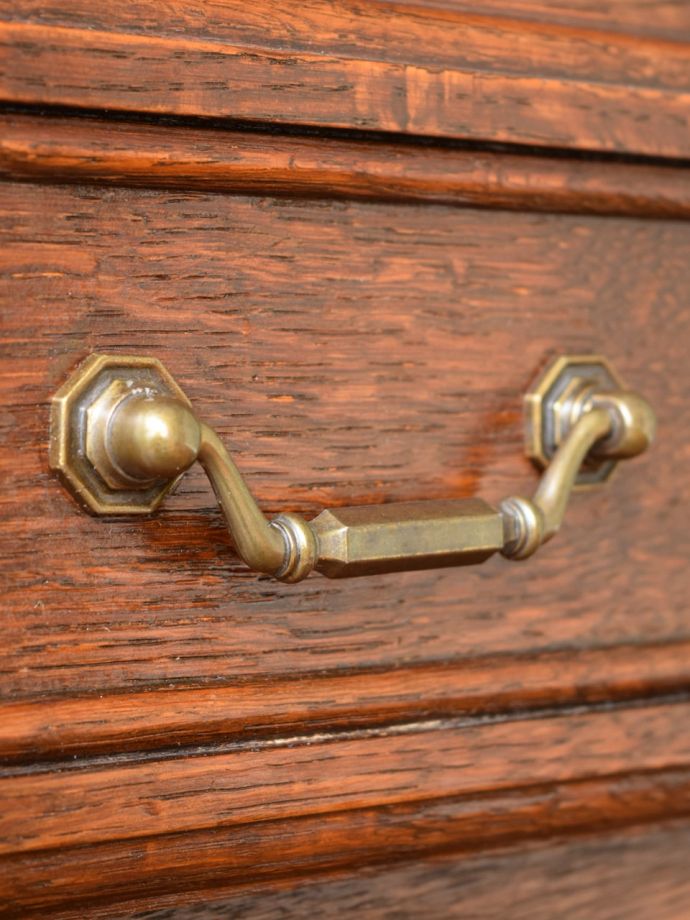 アンティーク家具の取っ手