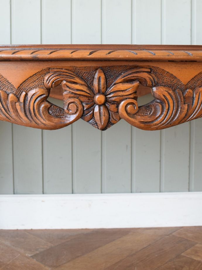 コーヒーテーブルの装飾