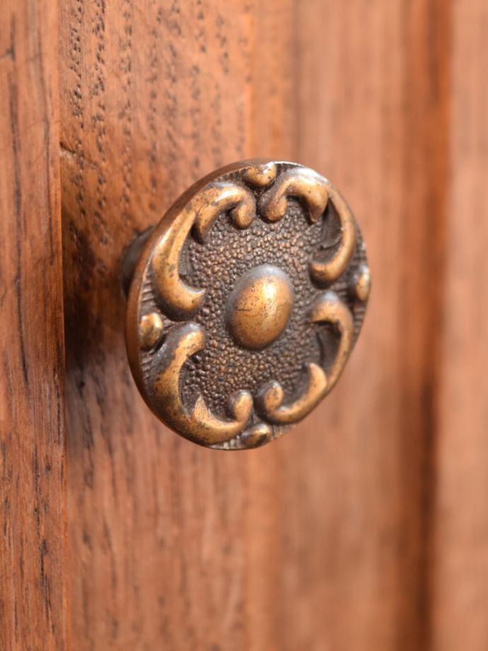 アンティーク家具の取っ手