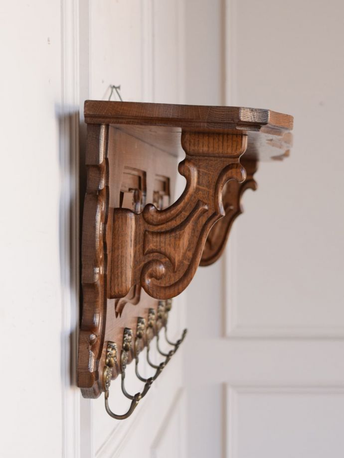 ウォールシェルフの側面