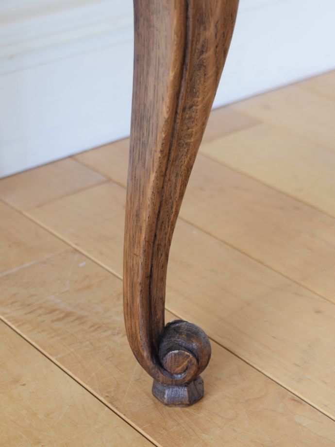 アンティーク家具の脚