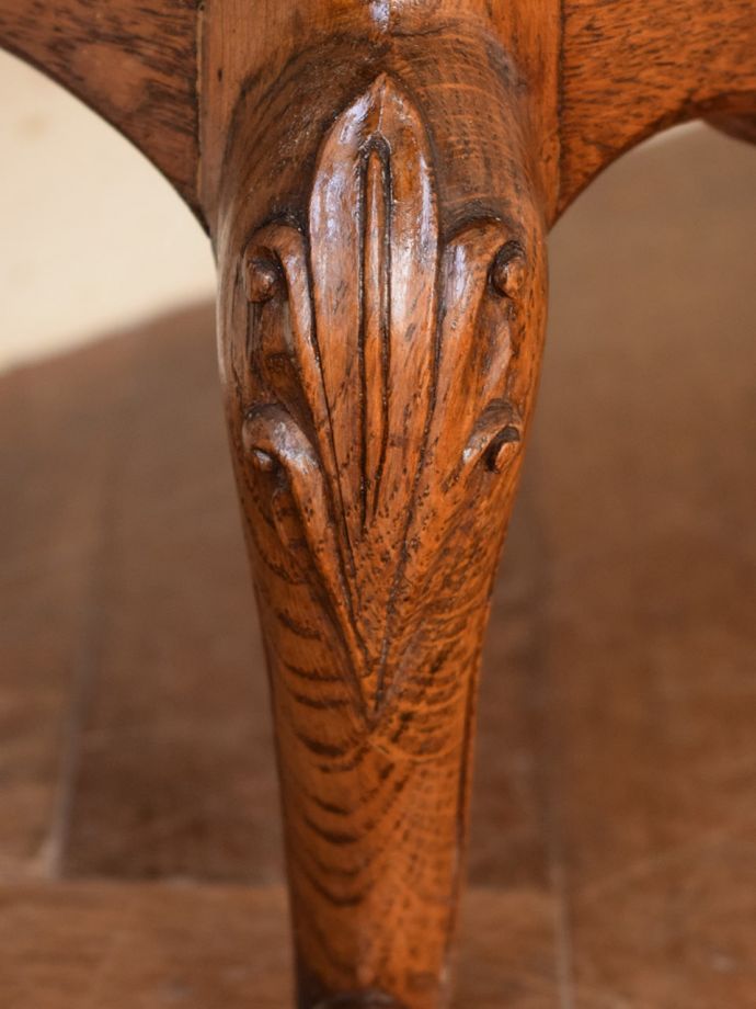 フランスらしい彫