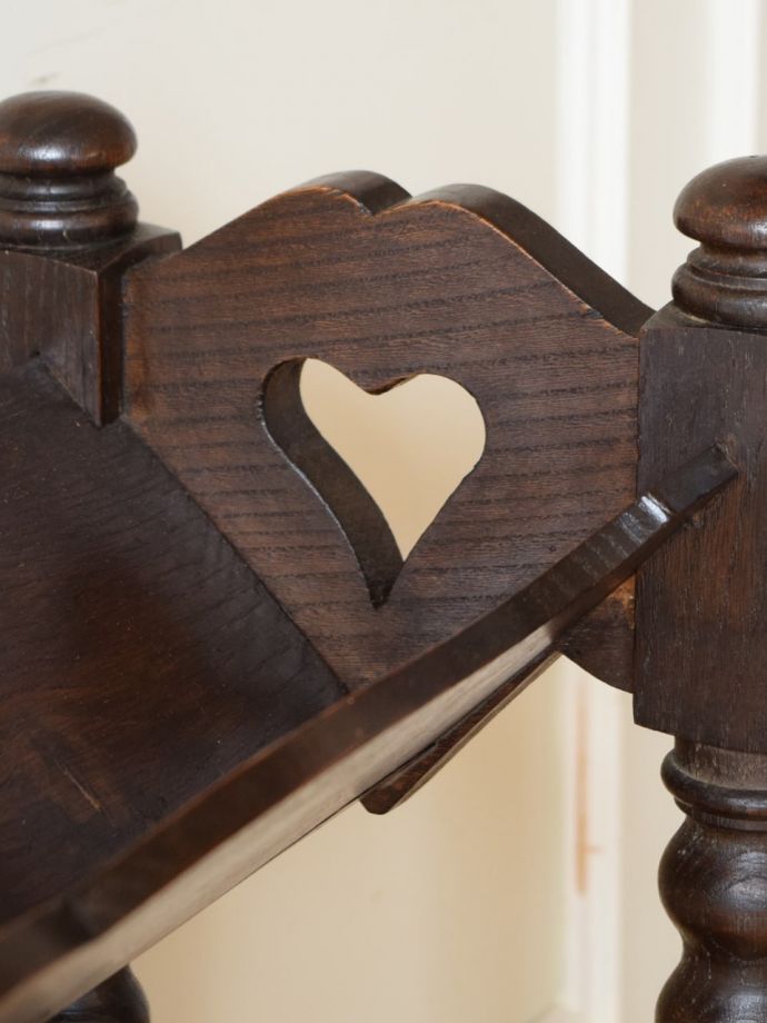 マガジンラックの装飾