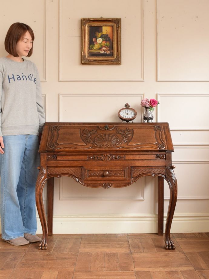 フランスのアンティークビューロー