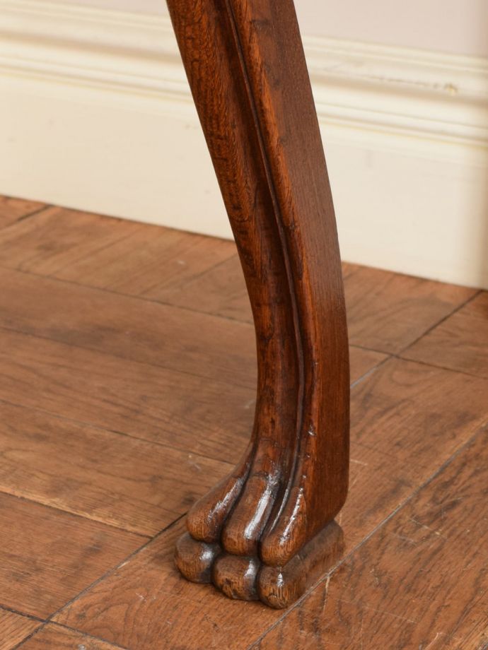 アンティーク家具の脚