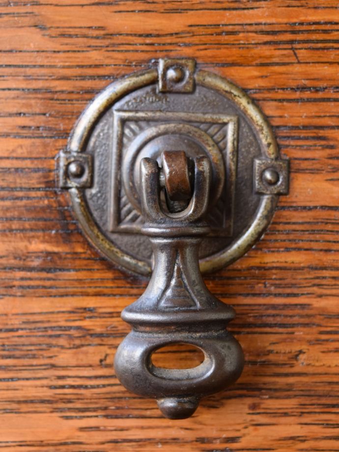 アンティーク家具の取っ手