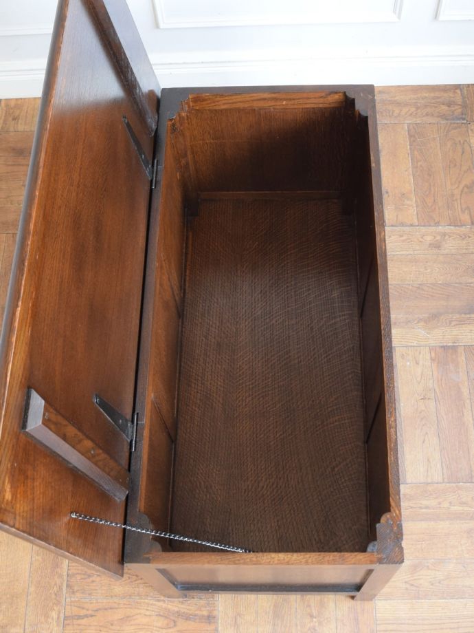 ブランケットボックスの中