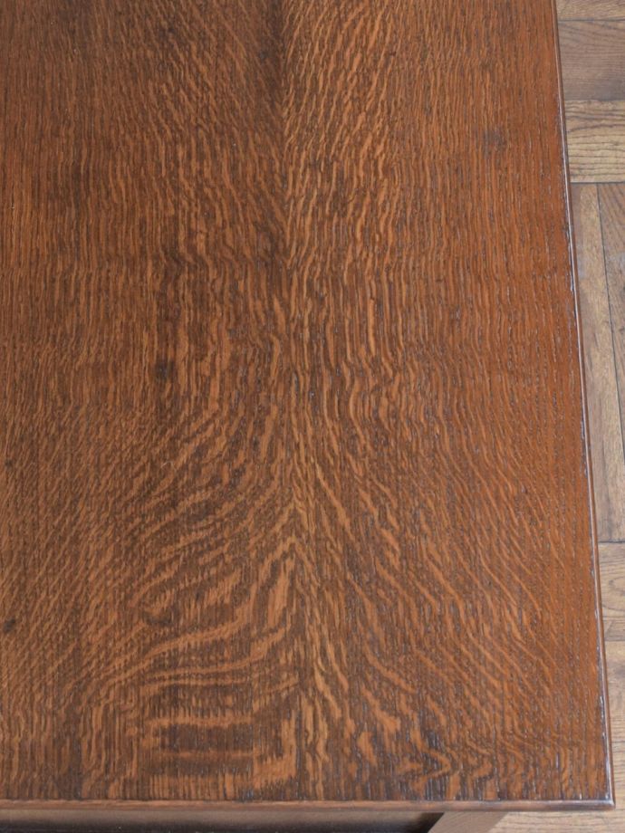 ブランケットボックスの天板