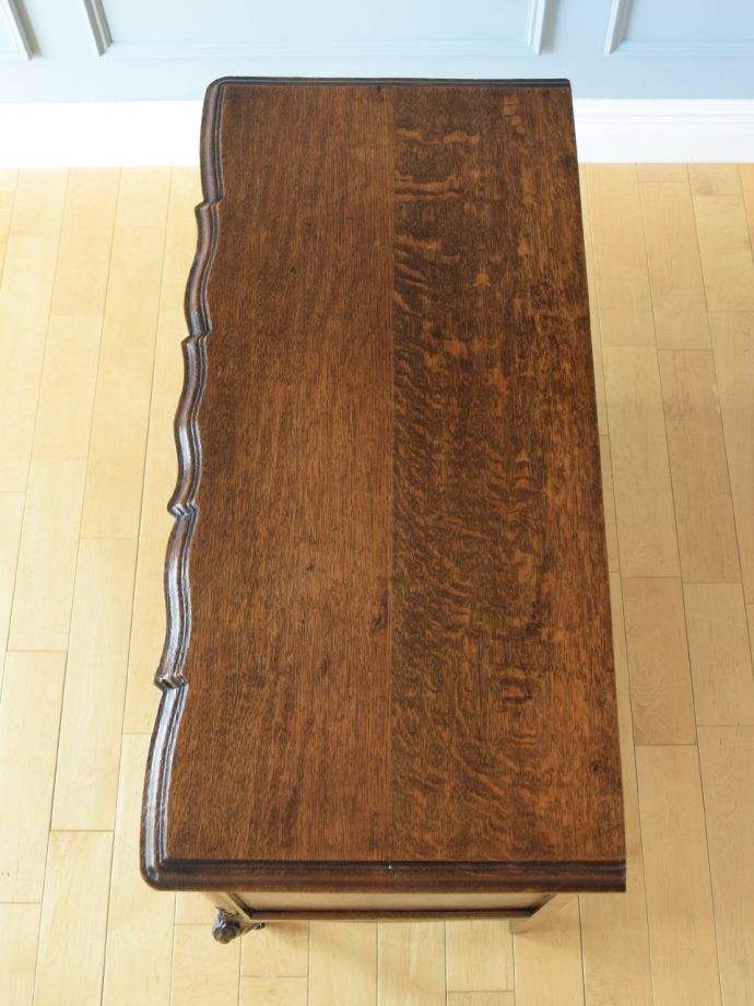 おしゃれなチェストの天板