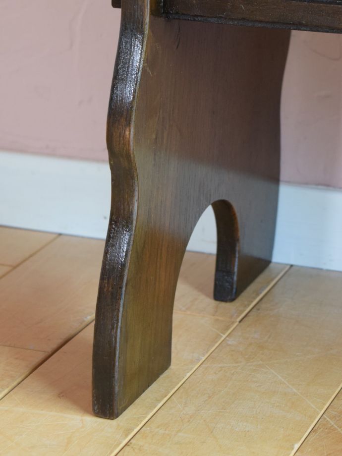 アンティーク家具の脚