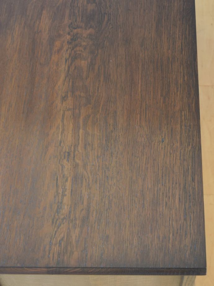 ブランケットボックスの天板