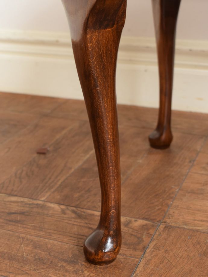 アンティーク家具の脚