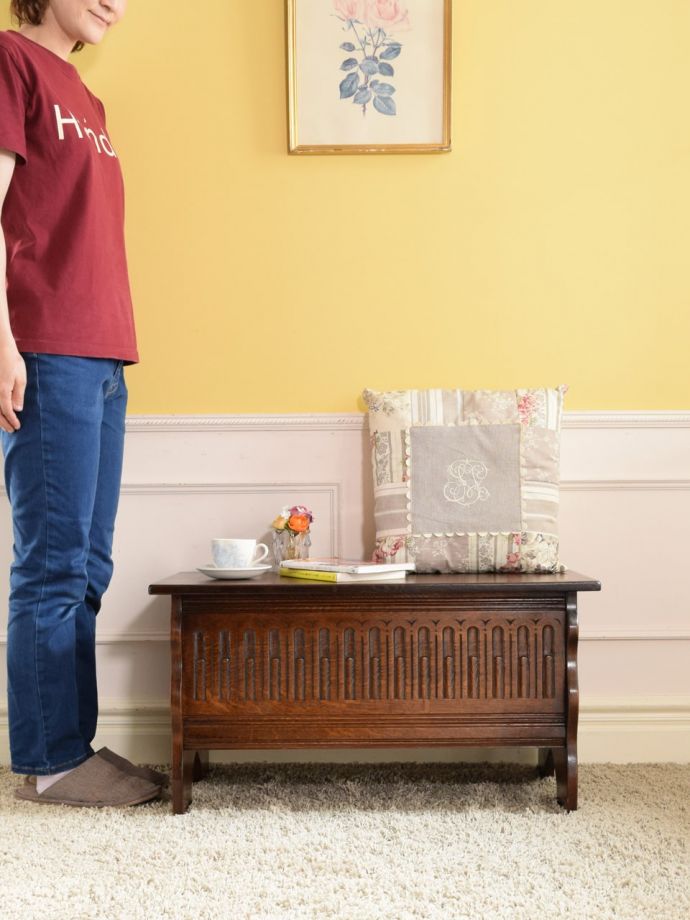 アンティークのブランケットボックス