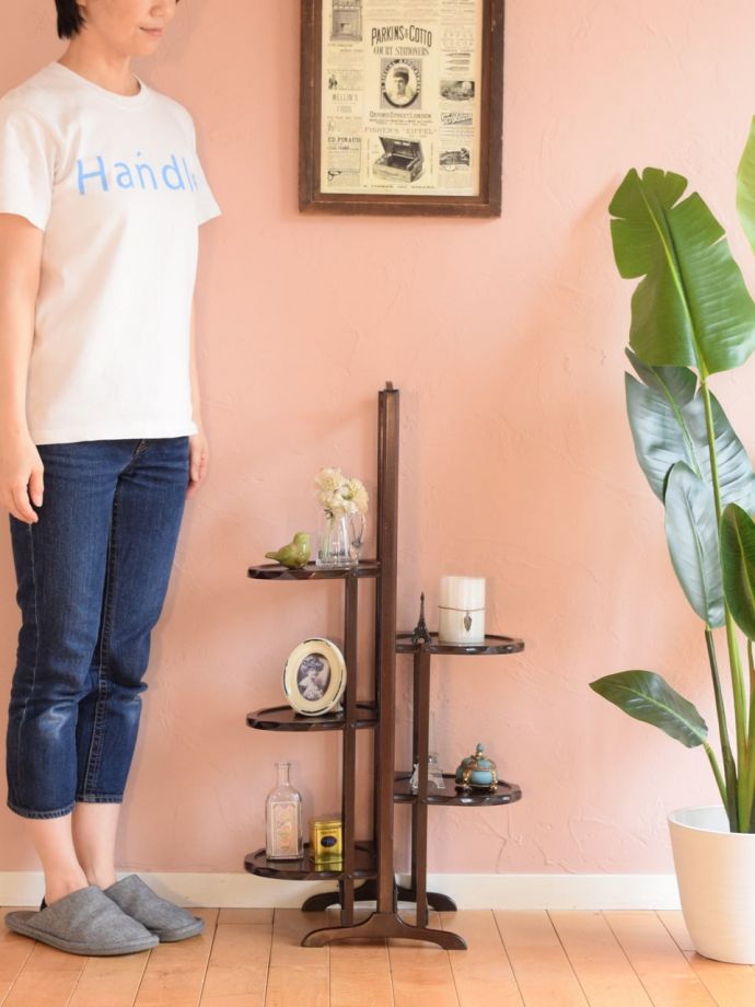 アンティークのケーキスタンド