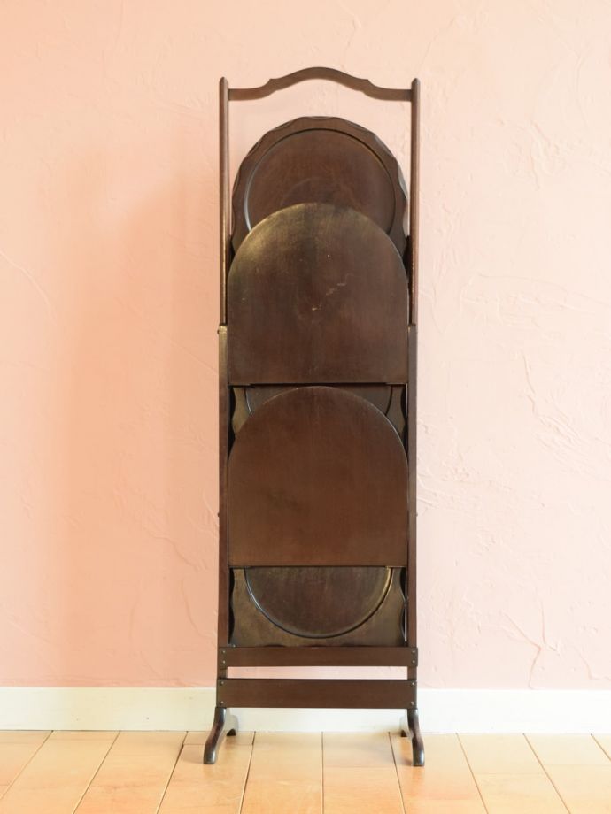 折り畳み式のケーキスタンド