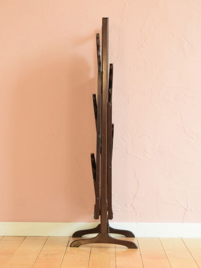 ケーキスタンドの側面