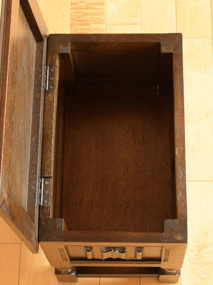 おしゃれなブランケットボックス