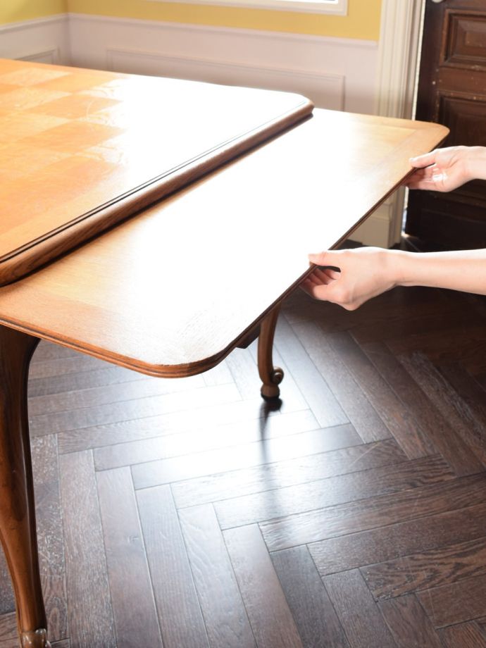 伸長式テーブルのサイズ変更方法