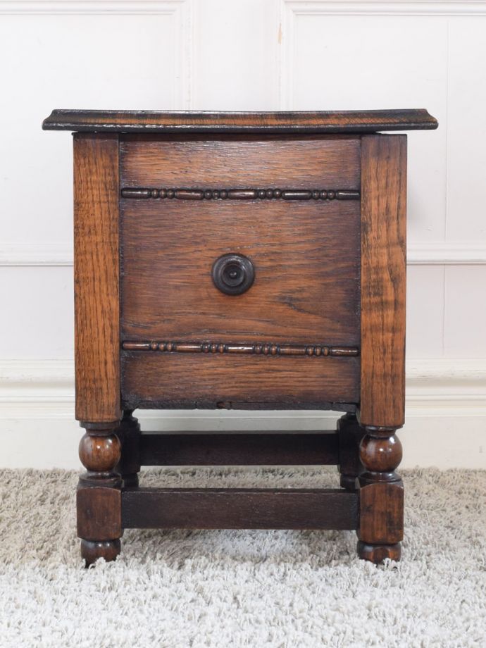 収納ボックスの側面