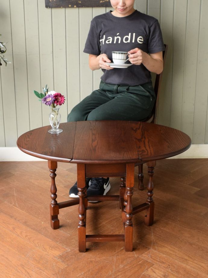 アンティークのゲートレッグテーブル