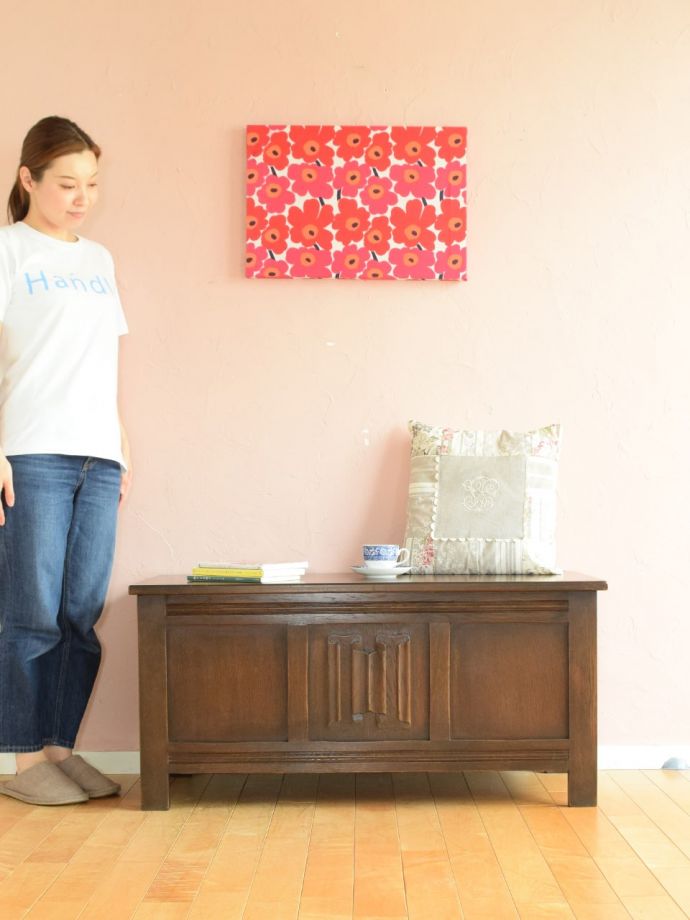 アンティークのブランケットボックス