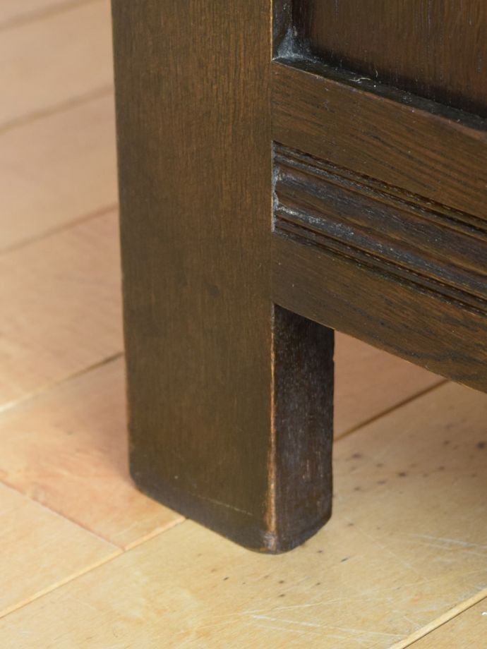 アンティーク家具の脚