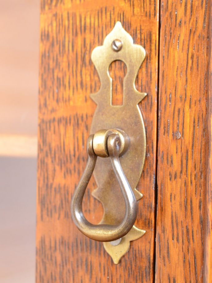 アンティーク家具の取っ手