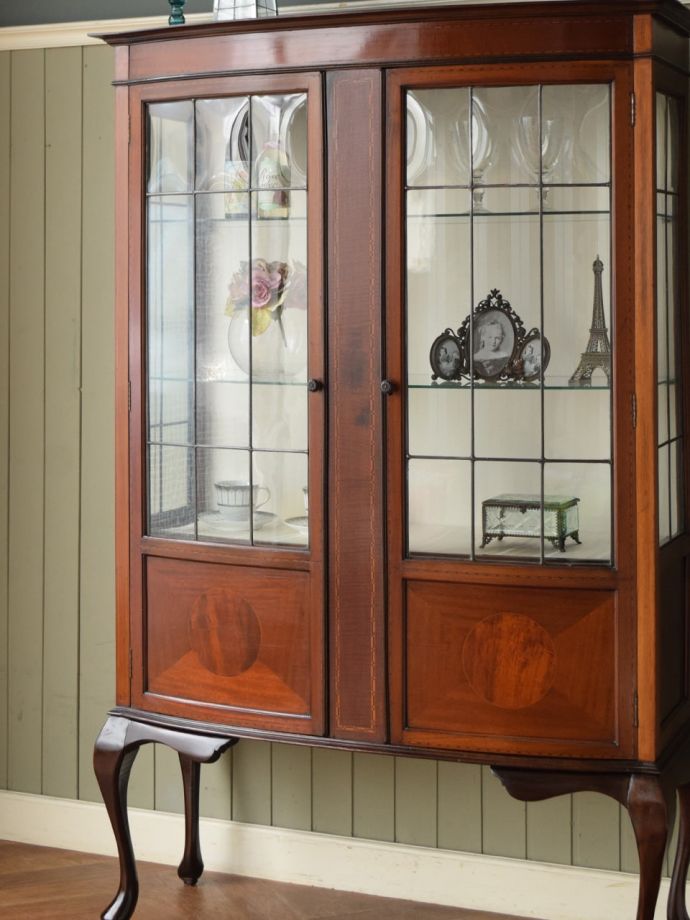 アンティークガラスの扉