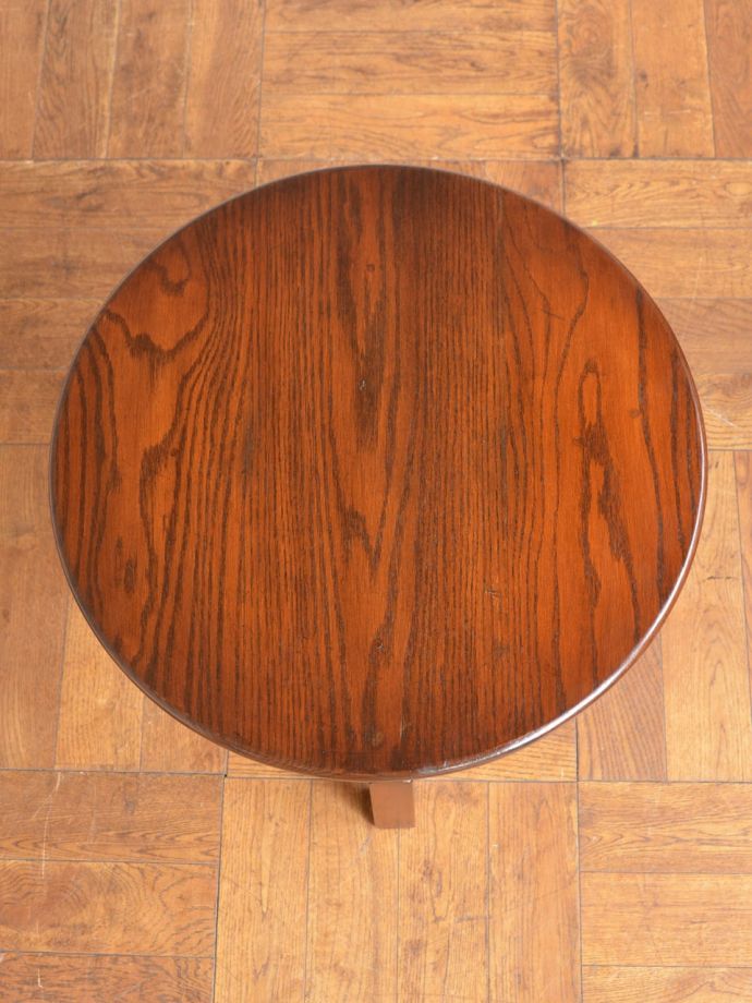 アンティークのテーブルの天板