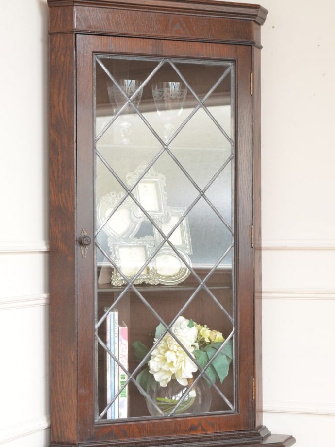 アンティークガラスの扉