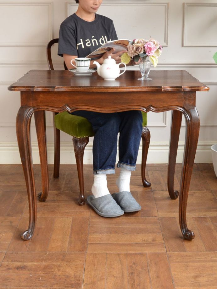 フランスの優雅なオケージョナルテーブル