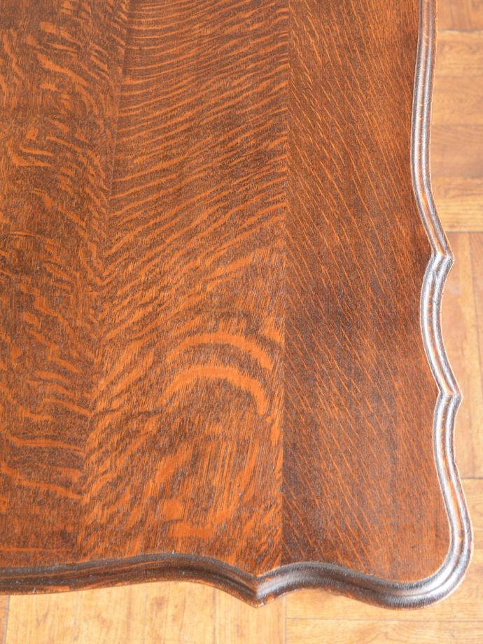 オケージョナルテーブルの天板