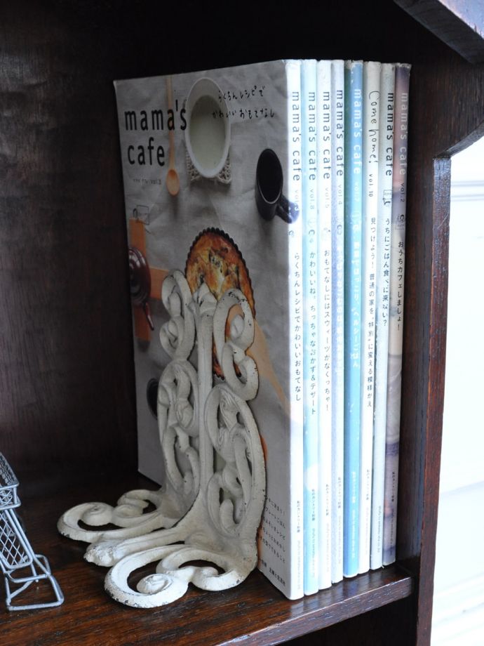 収納たっぷりのキャビネット