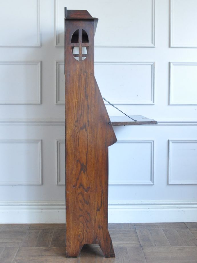 ビューローの側面