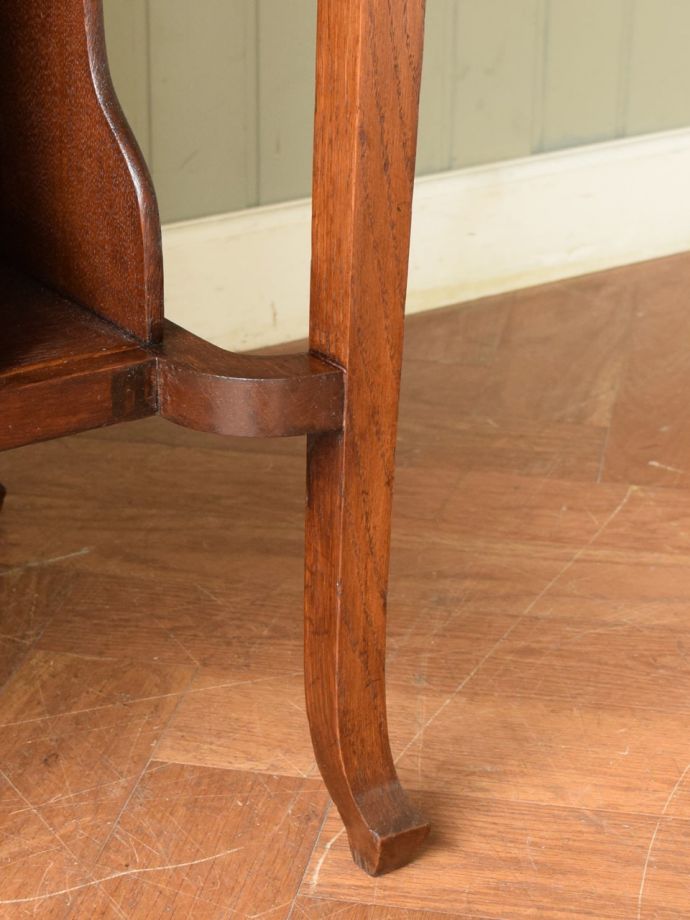 アンティーク家具の脚