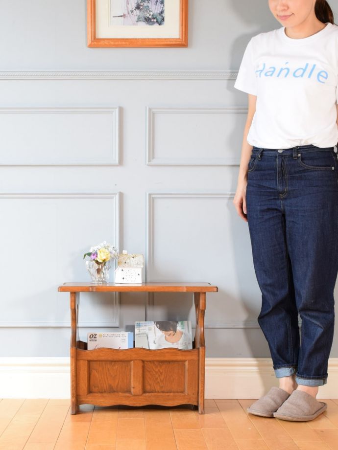 アンティークのおしゃれなマガジンラック