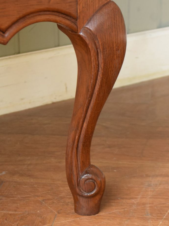 アンティーク家具の脚